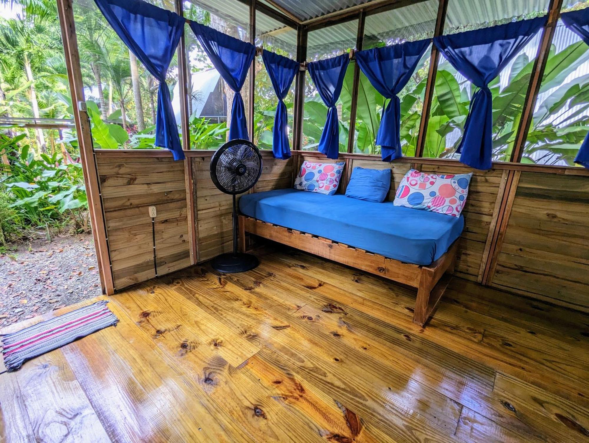 Arboura Eco Cabins 우비타 외부 사진