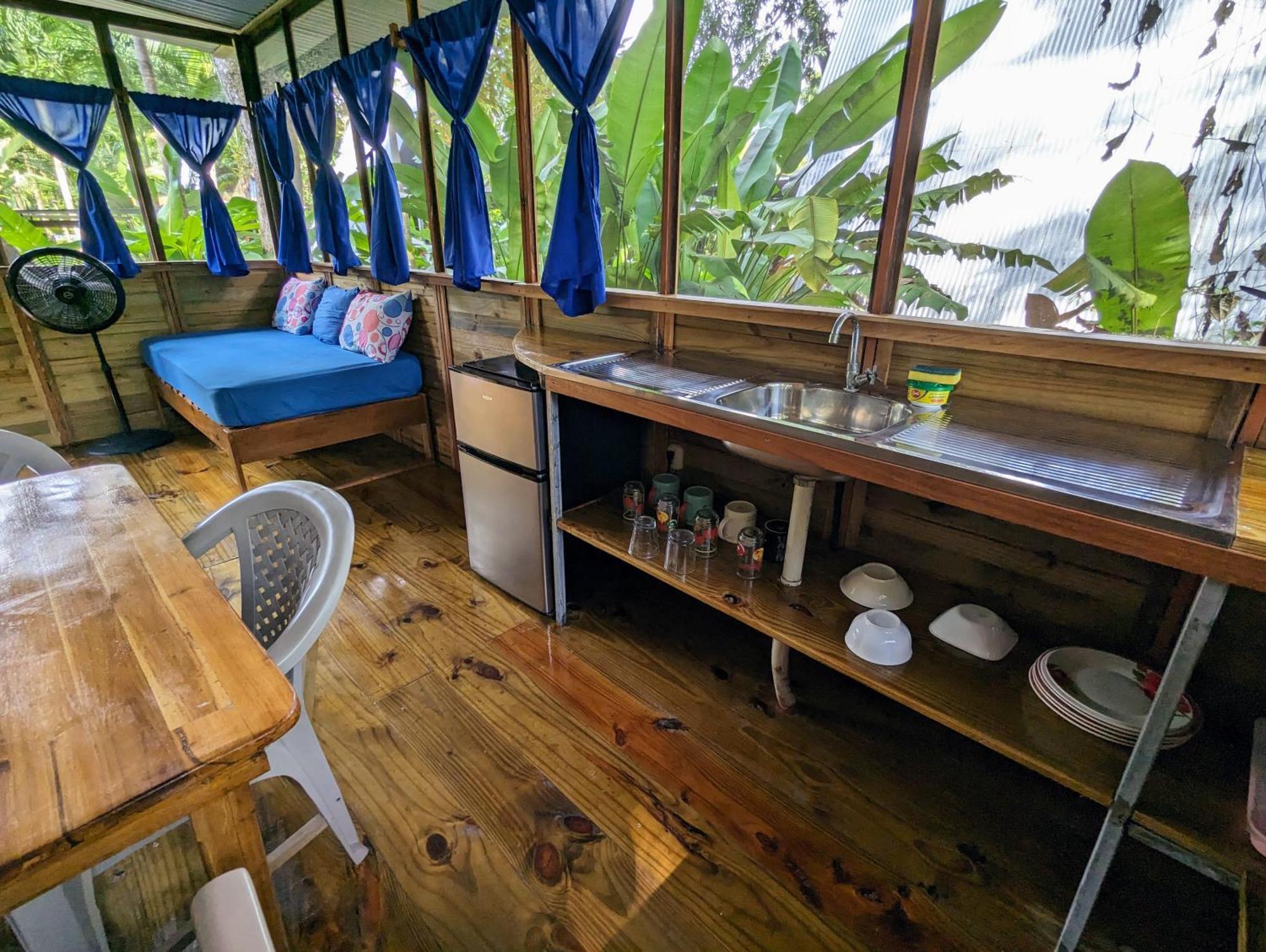 Arboura Eco Cabins 우비타 외부 사진