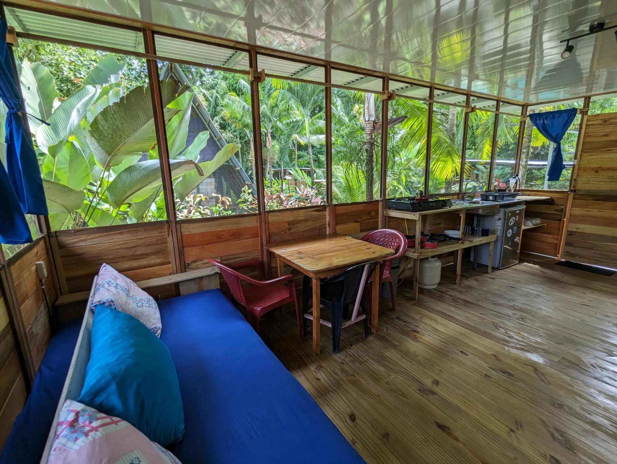Arboura Eco Cabins 우비타 외부 사진