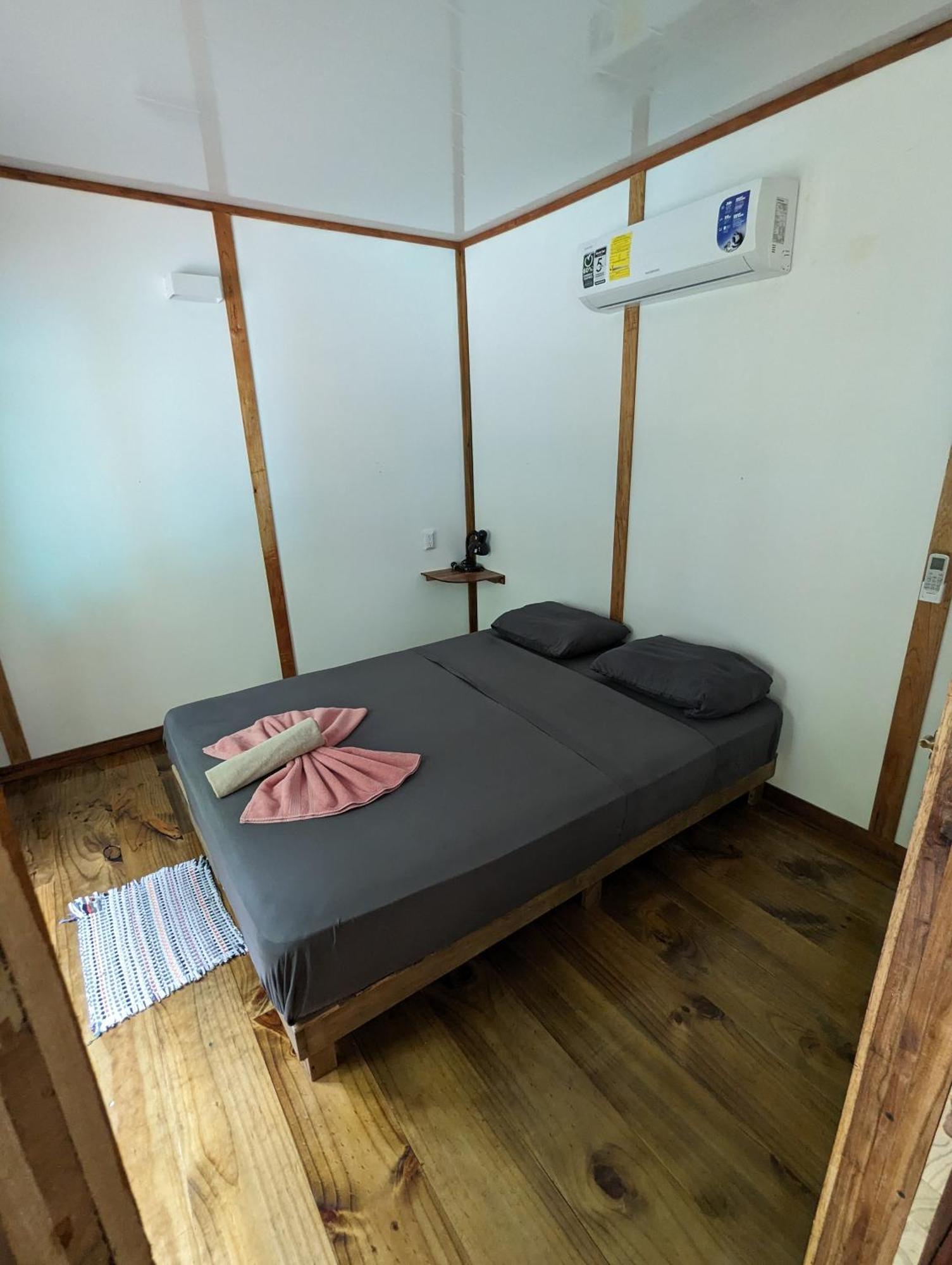 Arboura Eco Cabins 우비타 외부 사진