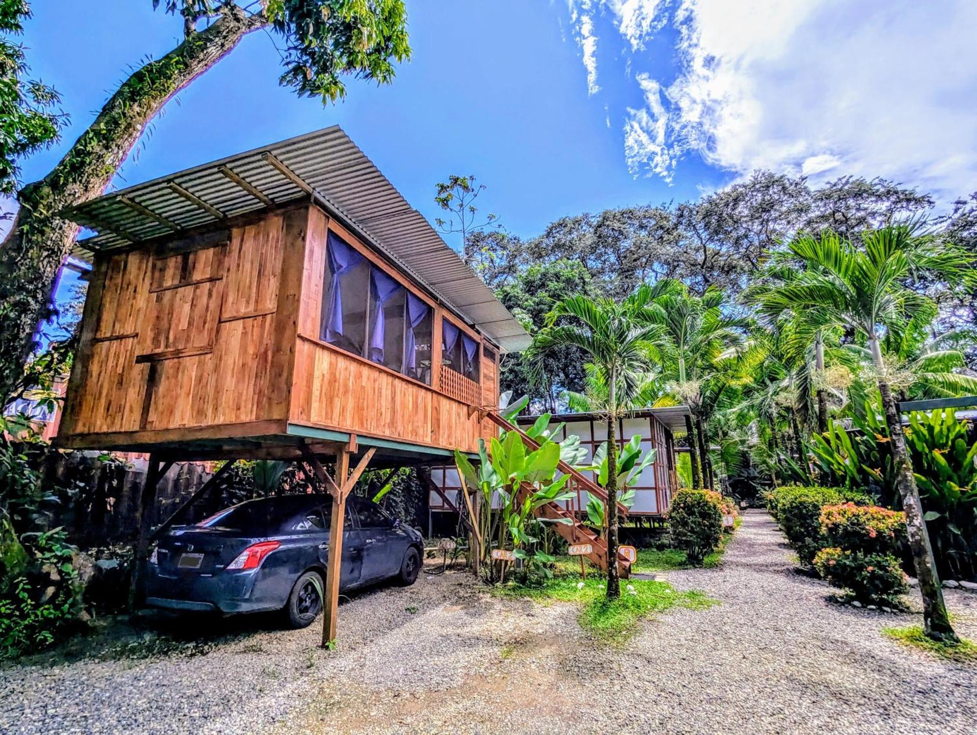 Arboura Eco Cabins 우비타 외부 사진