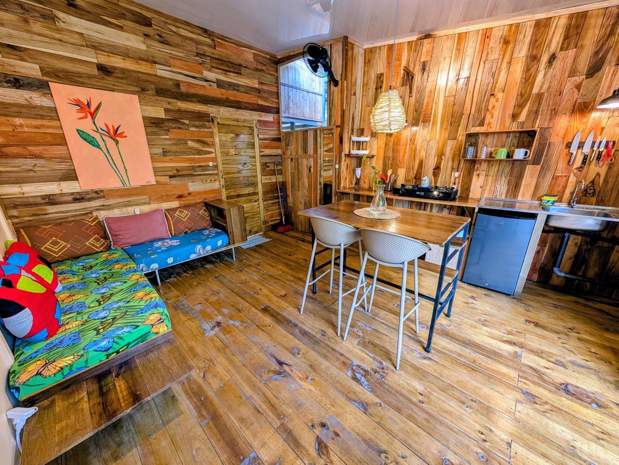 Arboura Eco Cabins 우비타 외부 사진
